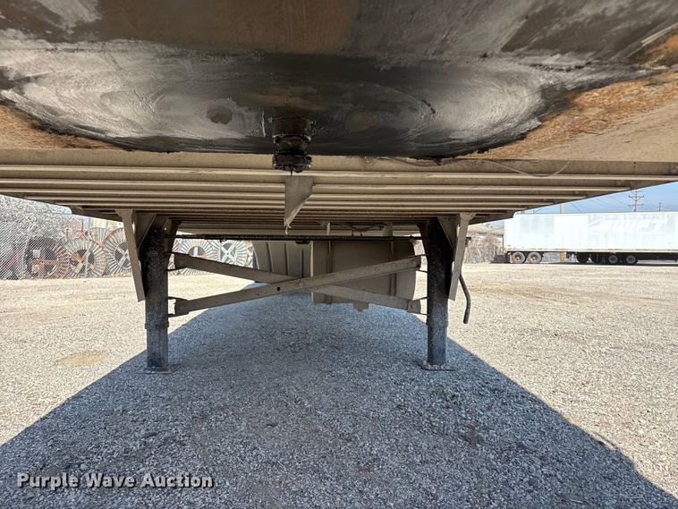 image for item EA4637 2016 Utility  VS2RA refrigerated van trailer