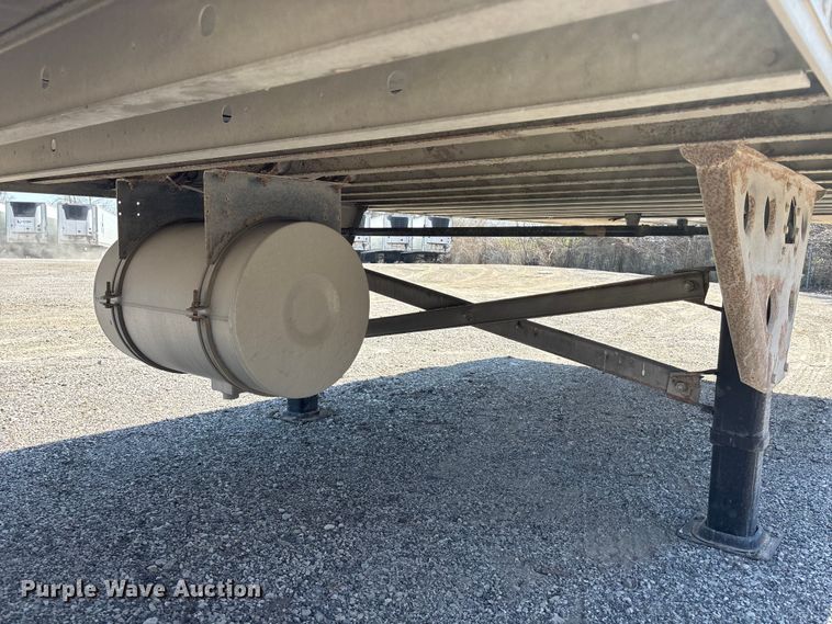 image for item EA4637 2016 Utility  VS2RA refrigerated van trailer