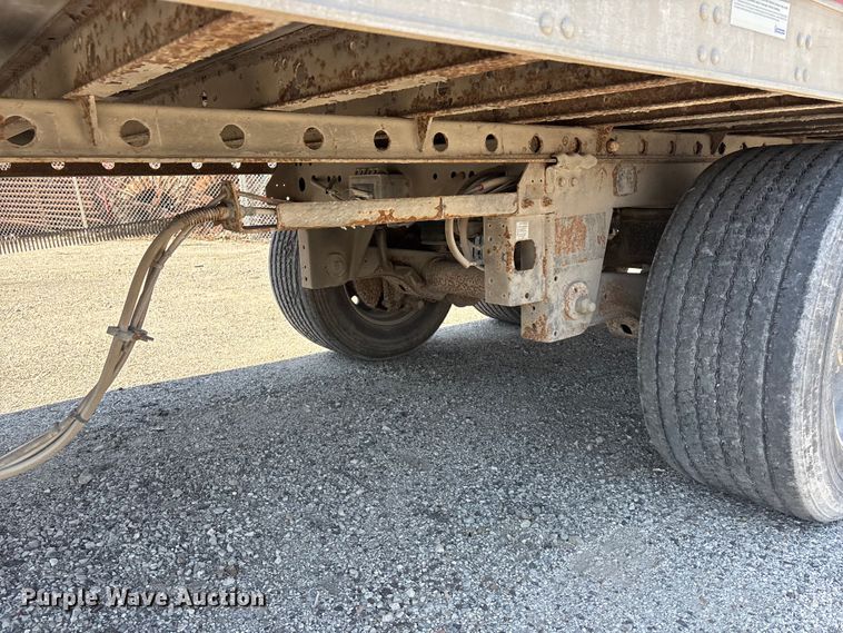 image for item EA4637 2016 Utility  VS2RA refrigerated van trailer