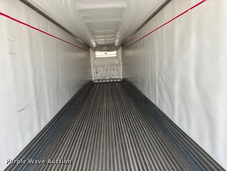 image for item EA4637 2016 Utility  VS2RA refrigerated van trailer