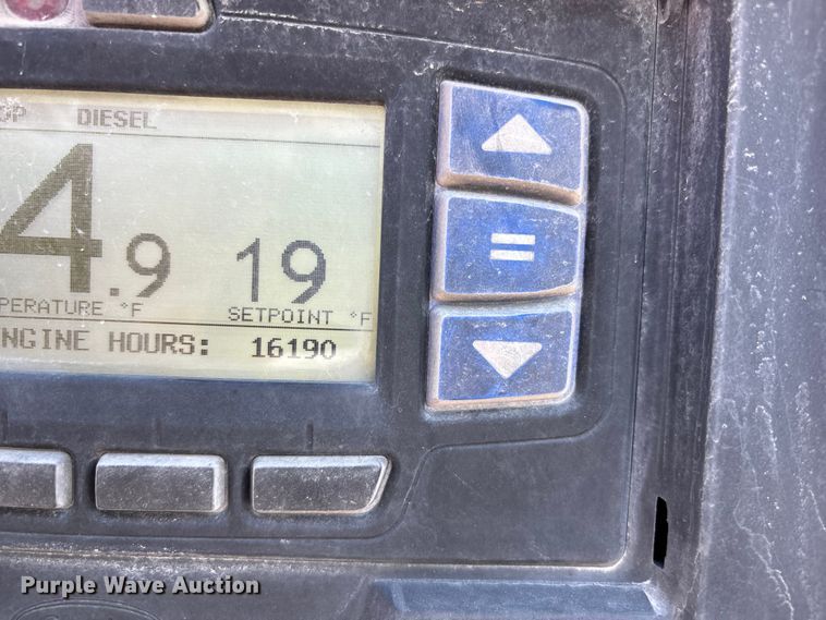 image for item EA4637 2016 Utility  VS2RA refrigerated van trailer