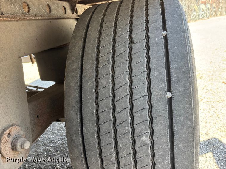 image for item EA4637 2016 Utility  VS2RA refrigerated van trailer