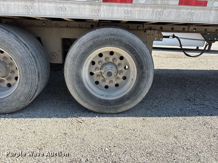 image for item EA4637 2016 Utility  VS2RA refrigerated van trailer