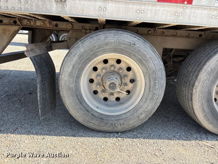 image for item EA4637 2016 Utility  VS2RA refrigerated van trailer