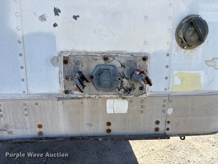 image for item EA4638 1999 Trailmobile dry van trailer