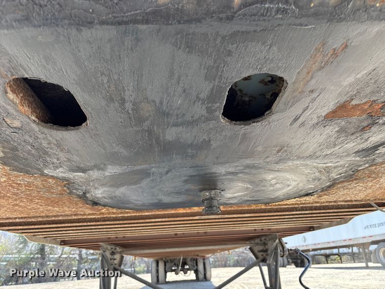 image for item EA4638 1999 Trailmobile dry van trailer