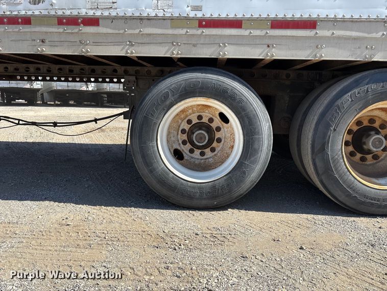 image for item EA4638 1999 Trailmobile dry van trailer