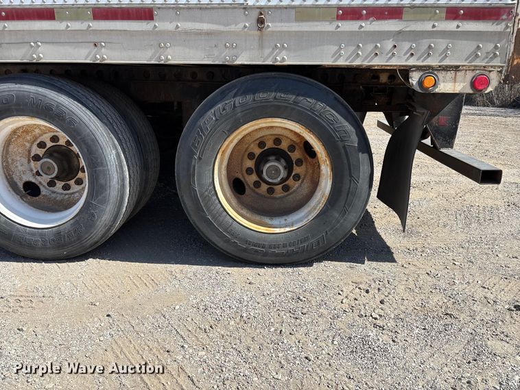 image for item EA4638 1999 Trailmobile dry van trailer