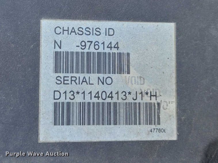 image for item EA5468 2017 Volvo VNL semi truck