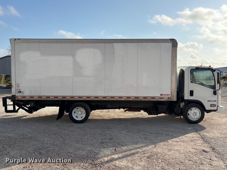 image for item EA7224 2019 Isuzu NPR box truck