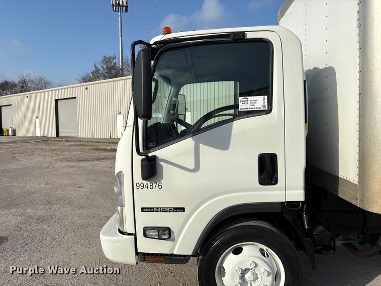 image for item EA7224 2019 Isuzu NPR box truck