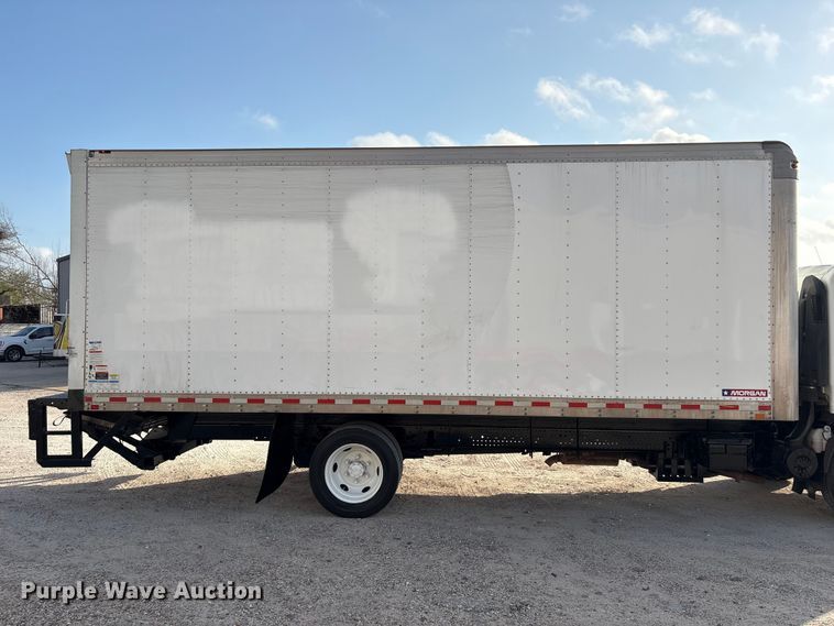 image for item EA7224 2019 Isuzu NPR box truck