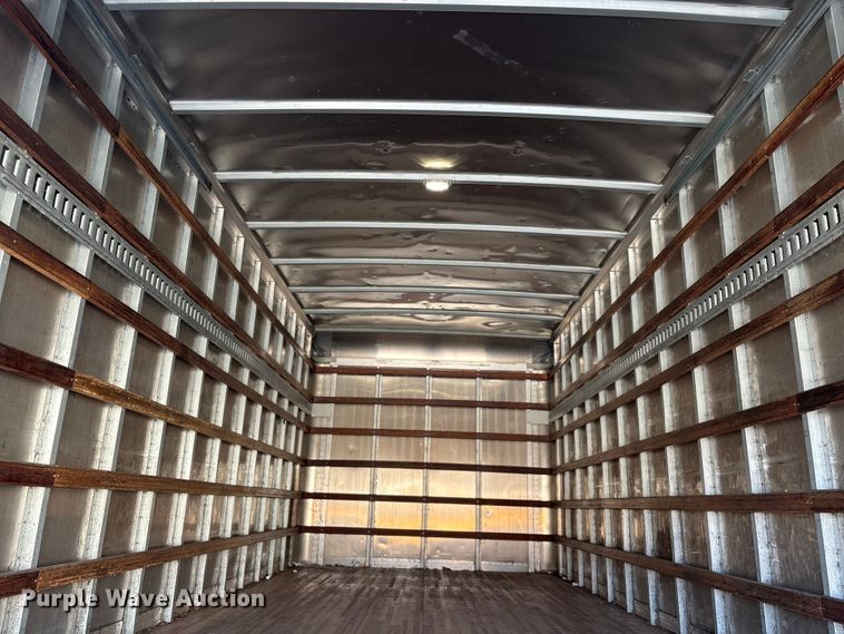 image for item EA7224 2019 Isuzu NPR box truck