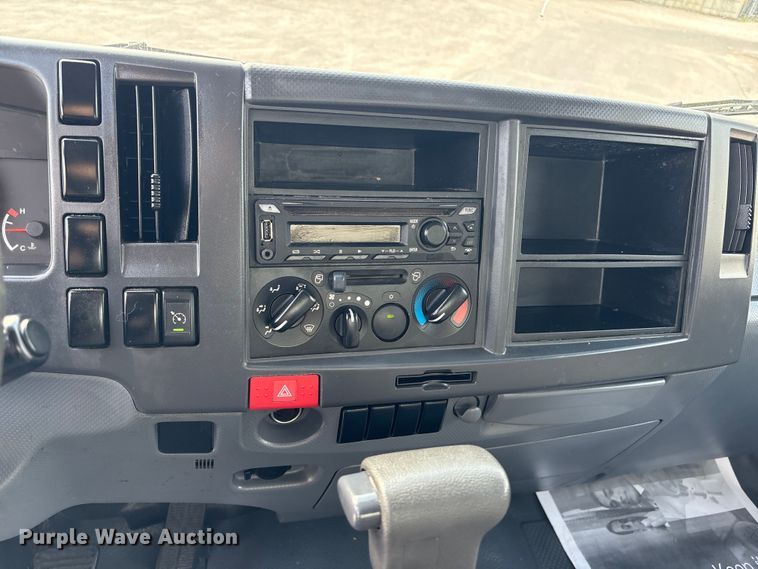 image for item EA7224 2019 Isuzu NPR box truck