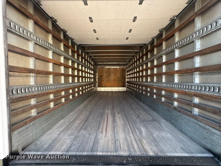 image for item EA7225 2019 Isuzu NPR box truck