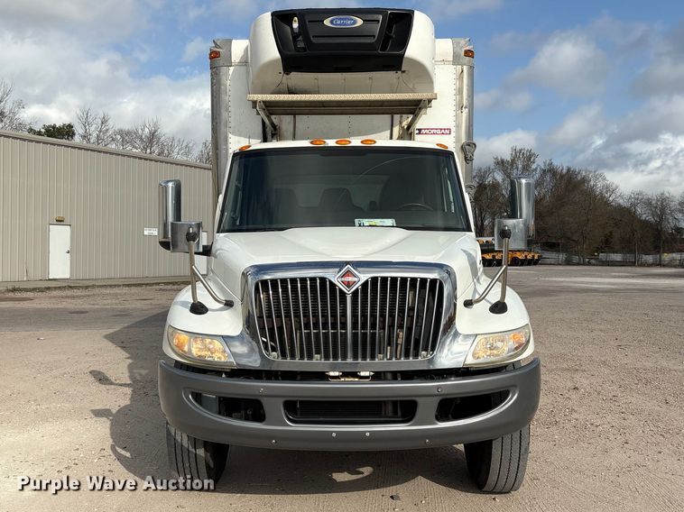 image for item EA7227 2019 International MV607 refrigerated truck