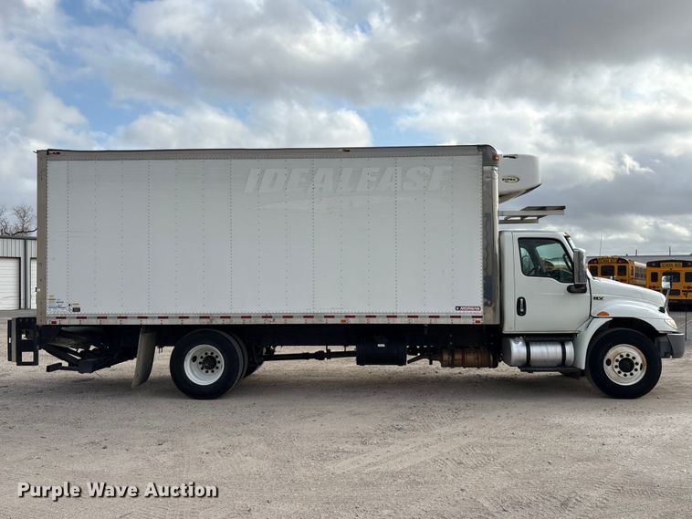 image for item EA7227 2019 International MV607 refrigerated truck