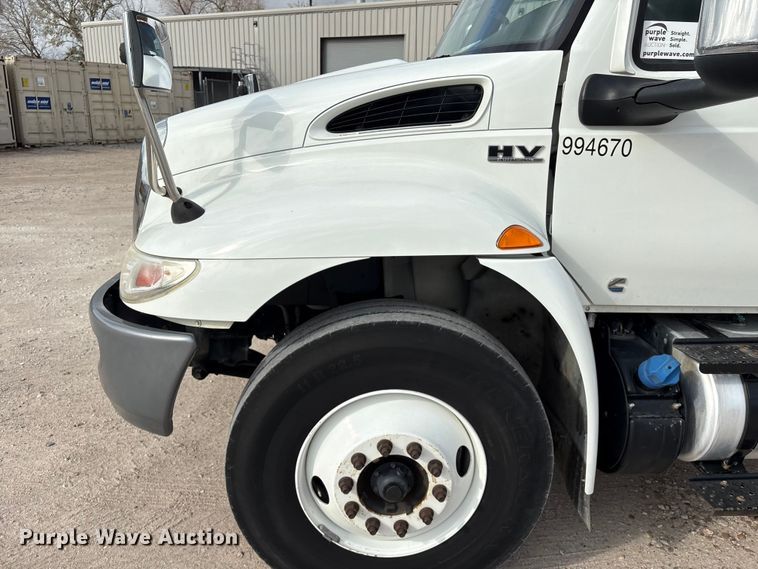 image for item EA7227 2019 International MV607 refrigerated truck