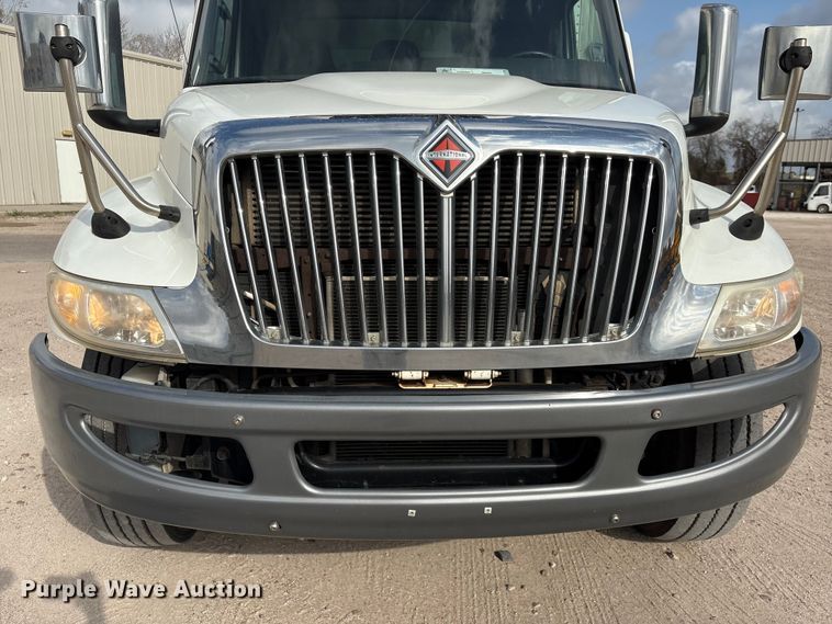 image for item EA7227 2019 International MV607 refrigerated truck