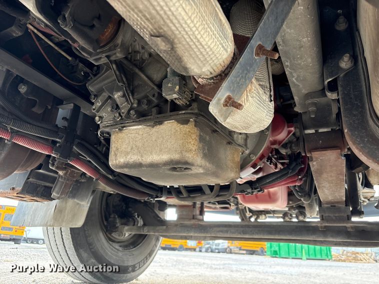 image for item EA7227 2019 International MV607 refrigerated truck