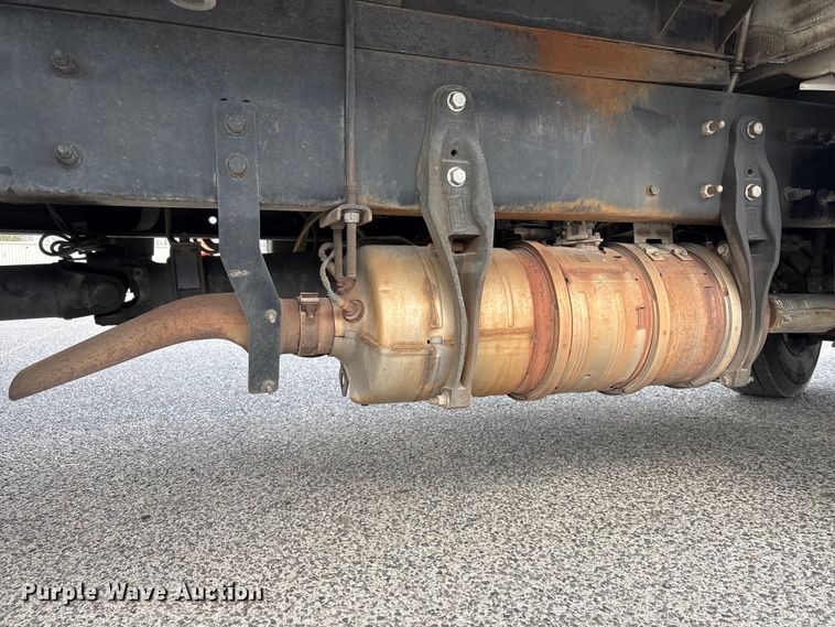 image for item EA7227 2019 International MV607 refrigerated truck