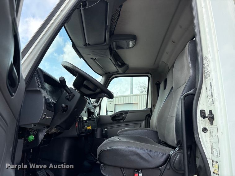 image for item EA7227 2019 International MV607 refrigerated truck