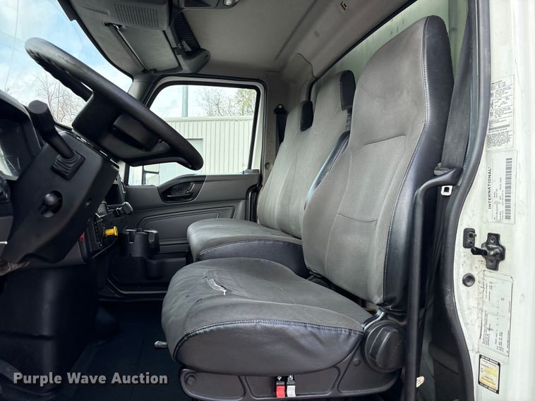 image for item EA7227 2019 International MV607 refrigerated truck