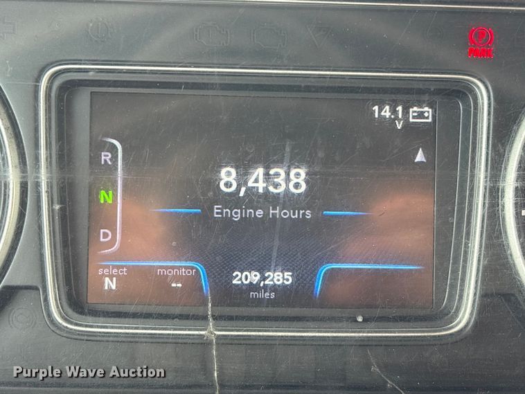 image for item EA7227 2019 International MV607 refrigerated truck