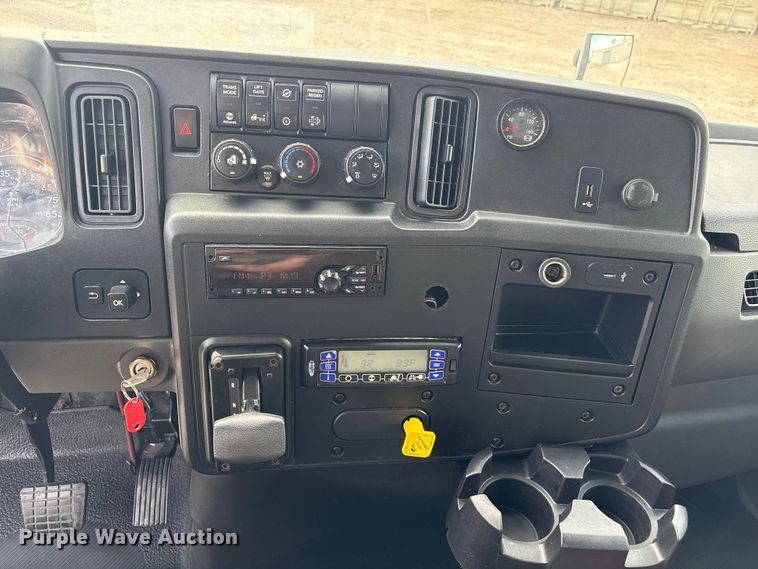 image for item EA7227 2019 International MV607 refrigerated truck