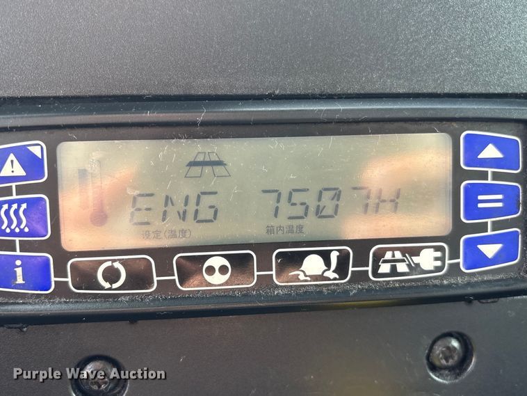 image for item EA7227 2019 International MV607 refrigerated truck