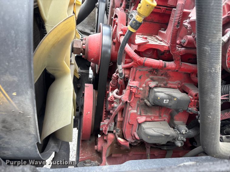 image for item EA7227 2019 International MV607 refrigerated truck