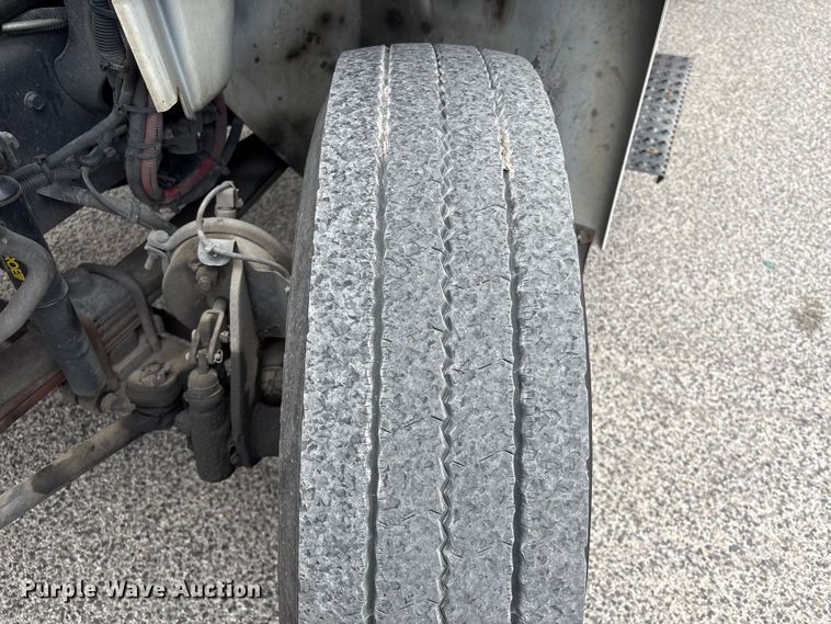 image for item EA7227 2019 International MV607 refrigerated truck