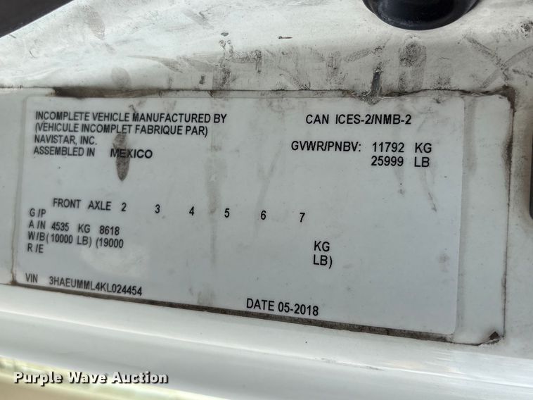 image for item EA7227 2019 International MV607 refrigerated truck