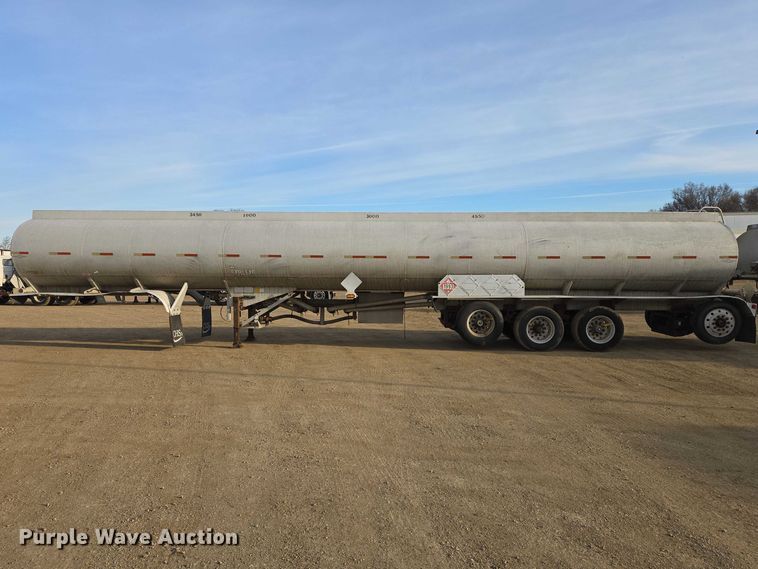 image for item EB1375 1998 Beall BAST-120-4-SB tank trailer