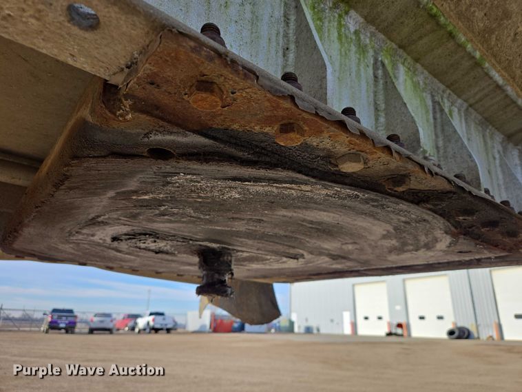 image for item EB1375 1998 Beall BAST-120-4-SB tank trailer