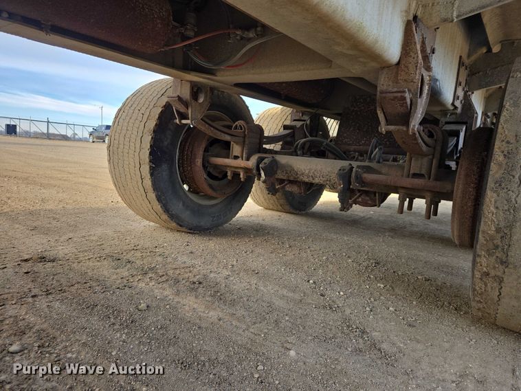 image for item EB1375 1998 Beall BAST-120-4-SB tank trailer