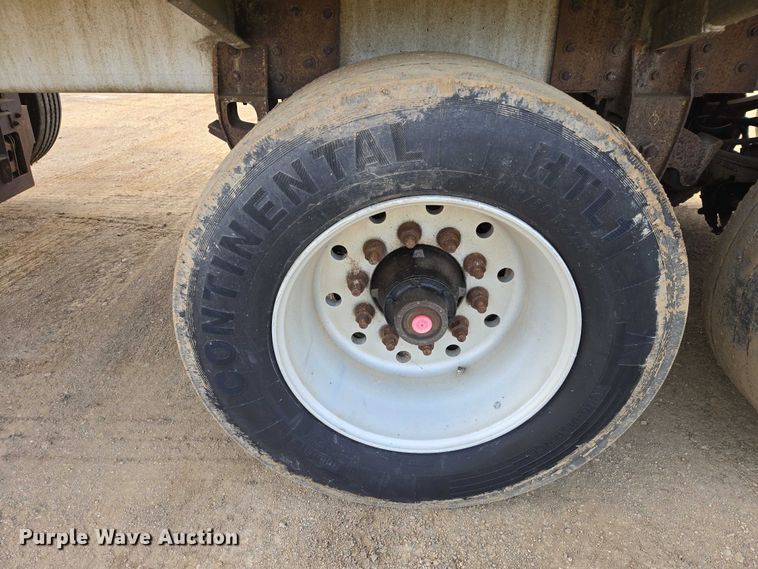 image for item EB1375 1998 Beall BAST-120-4-SB tank trailer