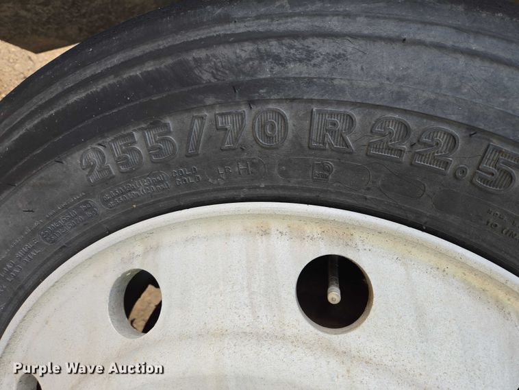 image for item EB1375 1998 Beall BAST-120-4-SB tank trailer
