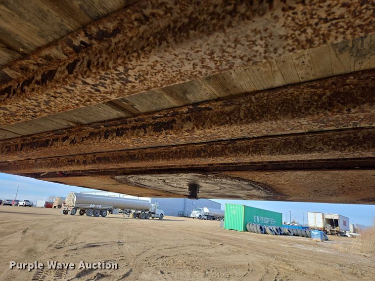 image for item EB1377 1994 Pines dry van trailer