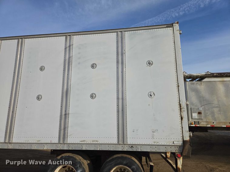 image for item EB1377 1994 Pines dry van trailer