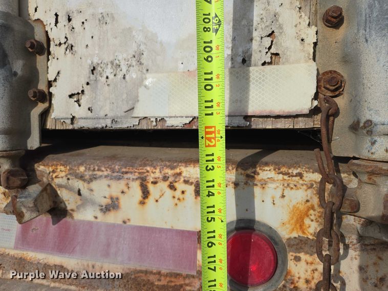 image for item EB1377 1994 Pines dry van trailer