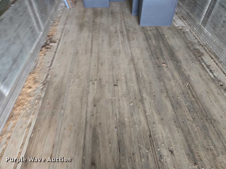 image for item EB1377 1994 Pines dry van trailer