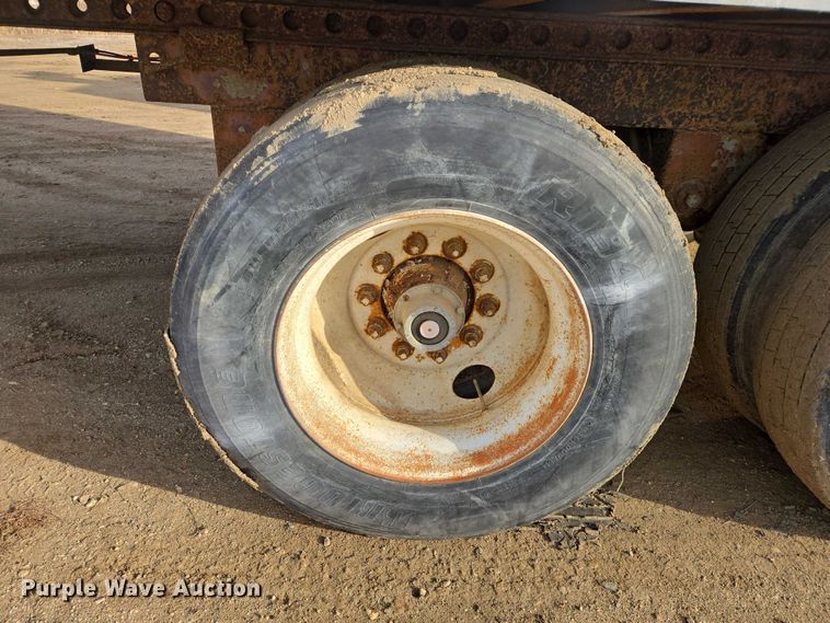 image for item EB1377 1994 Pines dry van trailer