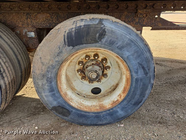 image for item EB1377 1994 Pines dry van trailer