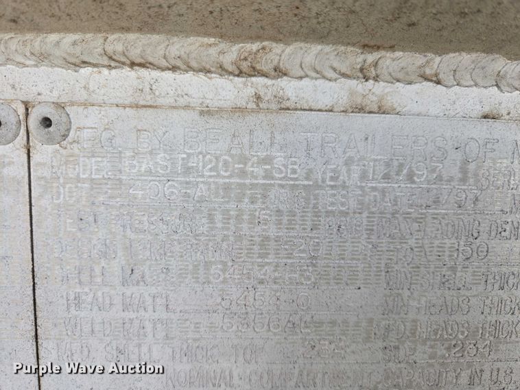 image for item EB1379 1998 Beall BAST-120-4-SB tank trailer