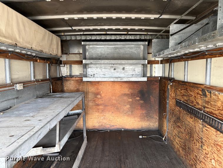 image for item EC8238 2008 GMC C4 box truck