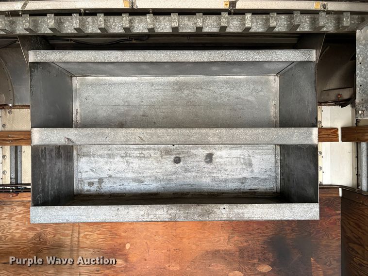 image for item EC8238 2008 GMC C4 box truck