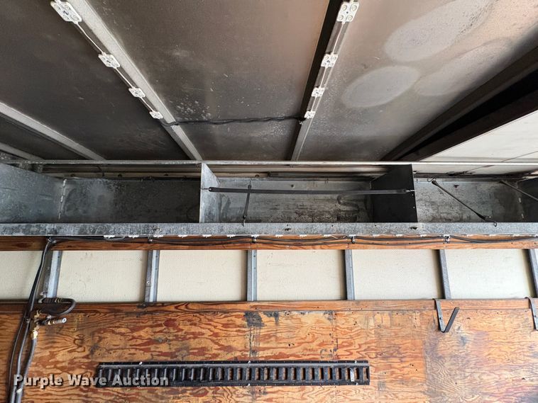 image for item EC8238 2008 GMC C4 box truck