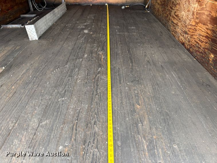 image for item EC8238 2008 GMC C4 box truck