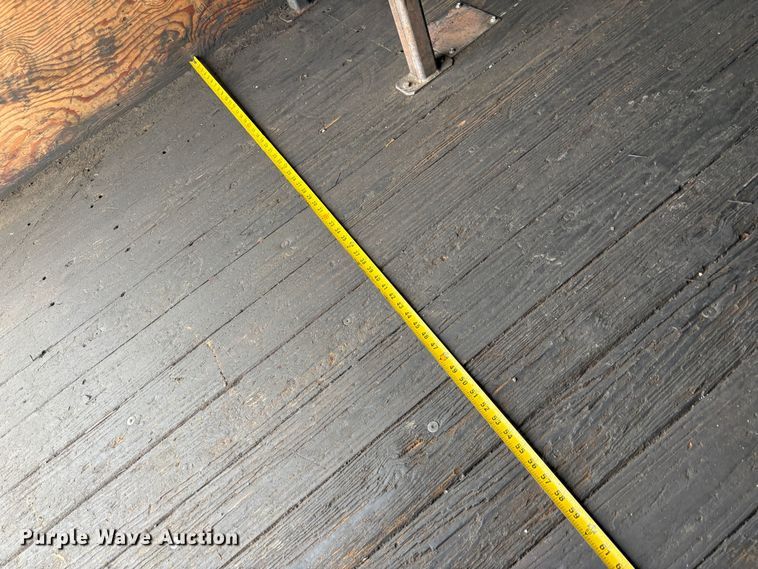 image for item EC8238 2008 GMC C4 box truck